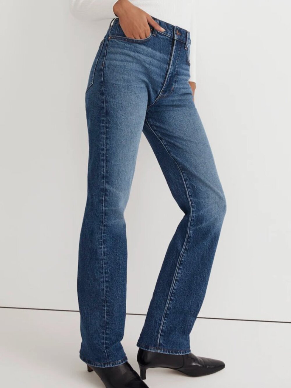 Madewell Tall '90s Straight Jean in Barlow Wash | Size T30